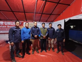 Penyerahan Bantuan : Penyerahan Bantuan Perlengkapan dan Peralatan Dapur Umum yang dilakukan oleh Tim Tanggap Darurat Bencana PT INALUM kepada Dinas Sosial dan Pemberdayaan Masayarakat Desa Kabupaten Samosir (16/11/2023)