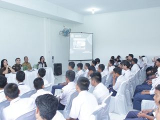 Salah satu program unggulan Kejaksaan Tinggi Sumatera Utara (Kejati Sumut) dibawah pimpinan Kajati Sumut Idianto, SH,MH yang sudah semakin diminati netizen adalah Program Jaksa Daring yang disiarkan secara live melalui akun media sosial IG @kejatisumut.