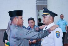 Sebanyak 10 orang pejabat majerial di lingkungan Pemko Medan kembali dilantik di Ruang Rapat III Kantor Walikota Medan, Jumat (8/12/2023).