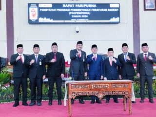 DPRD Medan bersama Pemko Medan menyepakati 16 rancangan peraturan daerah (ranperda) ke dalam Program Pembentukkan Peraturan Daerah (Propemperda) 2024.