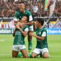 Pemain PSMS melakukan selebrasi usai mencetak gol gawang Sriwijaya FC