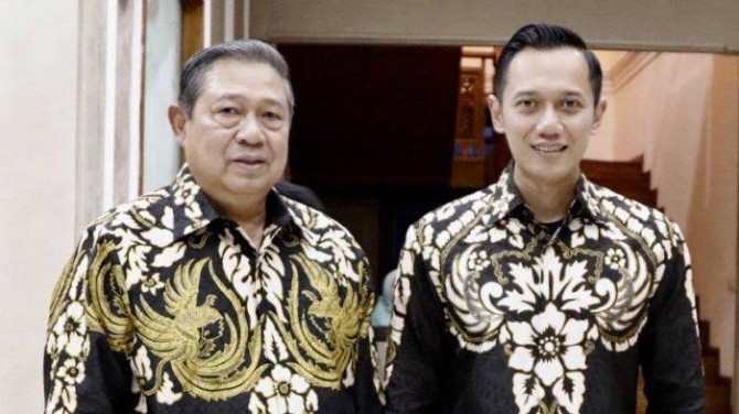 Ketua Majelis Tinggi Partai Demokrat Susilo Bambang Yudhoyono (SBY) dan Ketua Umum Partai Demokrat Agus Harimurti Yudhoyono (AHY)