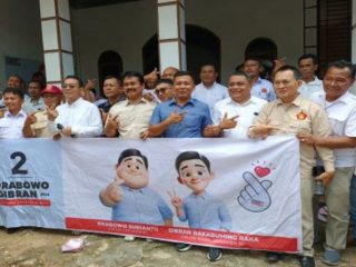 Gus Irawan Pasaribu anggota DPR RI Fraksi Gerindra menyambangi kantor Gerindra di Kabupaten Tapanuli Tengah, Sumatera Utara, Sabtu (23/12/2023).