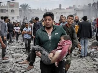 Kantor media pemerintah Hamas di Jalur Gaza, Palestina mengatakan 20.000 orang telah terbunuh di wilayah Palestina sejak perang dengan Israel dimulai. Sebanyak 8 ribu di antaranya adalah anak-anak.