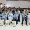 Sebanyak 81.570 keluarga penerima manfaat di Medan mendapat Bantuan Pangan Cadangan Beras Pemerintah (BPCBP). Penyaluran perdana bantuan ini diserahkan Wali Kota Medan Bobby Nasution secara simbolis di Gedung Badan Musyawarah Masyarakat Minang Kecamatan Medan TimurTimur, Rabu (24/1/2024).
