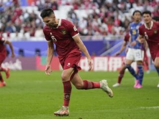 Timnas Indonesia akhirnya berhasil mencetak sejarah lolos ke babak 16 besar Piala Asia 2023. Australia bakal jadi lawan yang bakal dihadapi skuad Garuda.