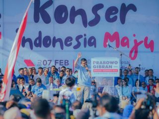 Juru bicara TKD Prabowo - Gibran Sumut, Ricky Prandana menegaskan kepada pihak tertentu untuk tidak membawa perasaan atas apa yang disampaikan tokoh muda Indonesia asal Sumatera Utara, Bobby Nasution saat konser musik Koalisi Indonesia Maju di Stadion Baharoeddin Siregar, kemarin.