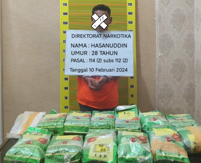 Tim Direktorat Narkoba Polda Sumut menangkap bandar narkotika berinisial H di Jalan Medan - Banda Aceh, Desa Kampung Lalang, Kecamatan Besitang, Kabupaten Langkat, kemarin.