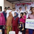 Menteri Koordinator Bidang Pembangunan Manusia dan Kebudayaan (Menko PMK), Muhadjir Effendy dan Walikota Medan, Bobby Nasution meninjau Kelurahan Belawan Bahari, Kecamatan Medan Belawan, Sabtu (17/2/2024).