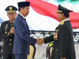 Ketua TKD Prabowo-Gibran Sumatera Utara, Ade Jona Prasetyo mengucapkan selamat atas pemberian pangkat kehormatan berupa jenderal penuh kepada Menteri Pertahanan, Prabowo Subianto.