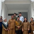 Dinas Kesehatan Kabupaten Serdang Bedagai, Sumatera Utara melakukan kunjungan ke Pondok Pesantren Tahfidz Al Qur'an Abdullah Al Busyroni di Jl. Pelintahan (Bedagai), Desa Sei Rampah, Selasa (20/2/2024).