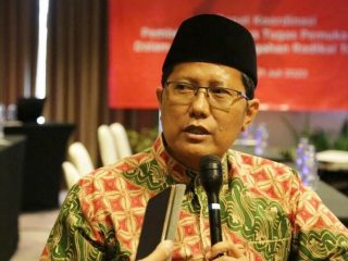 KH Cholil Nafis