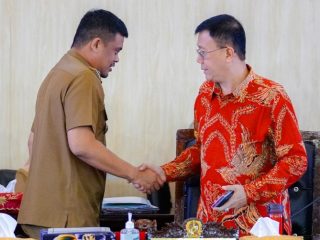 Pemko Medan dan DPRD Kota Medan menyetujui Rancangan Peraturan Daerah (Ranperda) Kota Medan tentang Perlindungan dan Pengembangan Usaha Mikro, Kecil dan Menegah (UMKM) untuk ditetapkan sebagai Peraturan Daerah (Perda) dalam rapat paripura yang digelar di Gedung DPRD Kota Medan, Senin (18/3/2024).