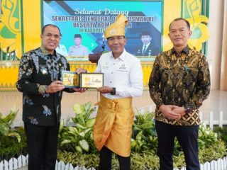 Sekretaris Jenderal Ombudsman, Suganda Pandapotan Pasaribu mengungkapkan, berdasarkan instruksi Presiden Joko Widodo bahwa pemerintah pusat dan daerah harus terus meningkatkan pelayanan publik kepada masyarakat.