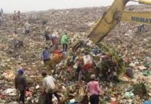 Retribusi sampah untuk objek rumah tangga di Kota Medan naik tiga kali lipat dari semula Rp 19 ribu menjadi Rp 59 ribu. Kenaikan itu membuat warga mengeluh.