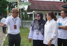 Pjs Ombudsman RI Perwakilan Sumut saat memberikan masukan kepada ASN Kabupaten Langkat terkait pelayanan publik
