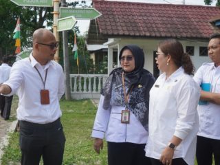 Pjs Ombudsman RI Perwakilan Sumut saat memberikan masukan kepada ASN Kabupaten Langkat terkait pelayanan publik
