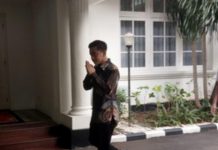 Wakil presiden terpilih, Gibran Rakabuming Raka menyambangi Wakil Presiden Ma'ruf Amin di Rumah Dinas Wapres, Jalan Diponegoro, Menteng, Jakarta Pusat, Rabu (24/4) sore.