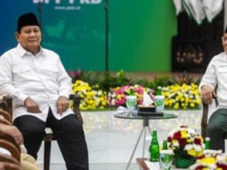 Presiden terpilih Prabowo Subianto mengungkap inti pertemuan dengan Ketua Umum PKB Muhaimin Iskandar (Cak Imin) di Kantor DPP PKB, Jakarta Pusat pada Rabu (24/4).