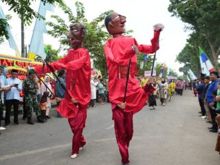 Pawai Taaruf MTQ ke-57 Cerminkan Keragaman Budaya dan Kebersamaan