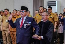 Topan Ginting saat dilantik menjadi Pj Sekda Kota Medan