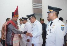 Walikota Medan, Bobby Nasution melantik dan mengambil sumpah janji sebanyak 129 pejabat manajerial dan fungsional di lingkungan Pemko Medan, Jumat (31/5/2024).