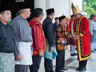 Walikota Medan, Bobby Nasution saat menjadi Inspektur Upacara Peringatan Hari Lahir Pancasila 2024, Sabtu di Halaman Kantor Walikota Medan, (1/6/2024).