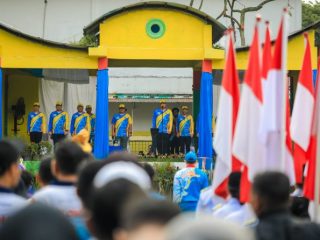 Pekan Olahraga Kota (Porkot) Medan ke - XIV dibuka secara resmi Walikota Medan, Bobby Afif Nasution di Lapangan Balai Desa, Jalan Beringin 2 , Kecamatan Medan Helvetia, kemarin.