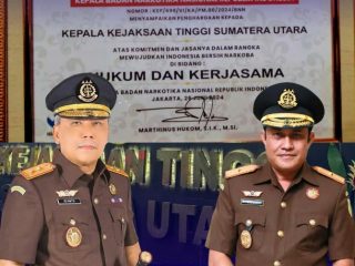 Kepala Kejaksaan Tinggi Sumatera Utara (Kajati Sumut) Idianto, Rabu malam tadi (26/6/2024) menerima penghargaan dari Kepala Badan Narkotika Nasional (BNN) RI Komjen Pol Marthinus Hukom.