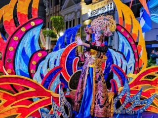 Salah satu penampilan colorful Medan Night Carnival