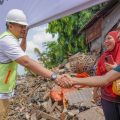 Walikota Medan, Bobby Afif Nasution melakukan peletakan batu pertama revitalisasi Pasar Akik di Jalan AR Hakim, Kelurahan Sukaramai II, Kecamatan Medan Area, Jumat (6/7/2024).