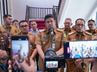 Walikota Medan, Bobby Afif Nasution menegaskan pelaksanaan parkir berlangganan sudah sesuai dengan Perda No.1/2024 tentang pajak dan retribusi daerah.