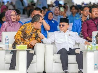 Wakil Walikota Medan, Aulia Rachman mengungkapkan, tantangan Badan Komunikasi Pemuda Remaja Mesjid Indonesia (BKPRMI) saat ini adalah mengedukasi pemuda dan remaja agar selalu ringan langkah pergi ke masjid.