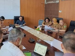 Anggota Komisi 2 DPRD Medan mengeluarkan rekomendasi kepada pihak Sampoerna Academy (SA) untuk memenuhi keinginan orangtua siswa yang dipecat akibat dugaan perudungan antar siswa di sekolah internasional tersebut.