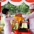 Pj Bupati Langkat, Faisal Hasrimy bertindak sebagai inspektur upacara peringatan HUT Kemerdekaan RI ke-79 di Alunalun T Amir Hamzah, Stabat, Langkat, Sabtu (17/8/2024).