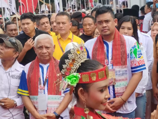 Bobby-Surya Daftar Pilgubsu: Dikawal 9 Ketua Parpol, Disaksikan Anggota KPU & Bawaslu RI