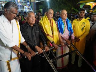 Perayaan Ganesh Chaturthi berlangsung semarak di Kota Medan. Ribuan umat Hindu merayakan festival ini dengan penuh suka cita. Perayaan tersebut menjadi cerminan kota Medan sebagai kota majemuk. 