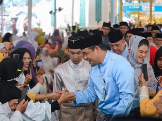 Parade Bunga Bale Warnai Peringatan Maulid Nabi Muhammad SAW