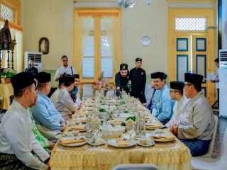 Walikota Medan, Bobby Nasution bersillaturrahim dengan para Sultan se Sumateea Utara, Rabu (18/9/2024).