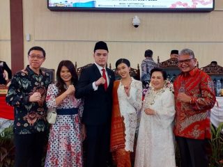 Reinhart Jeremy Aninditha merupakan politisi Partai Soliditas Indonesia yang dilantik menjadi anggota DPRD Medan periode 2024 - 2029, kemarin.