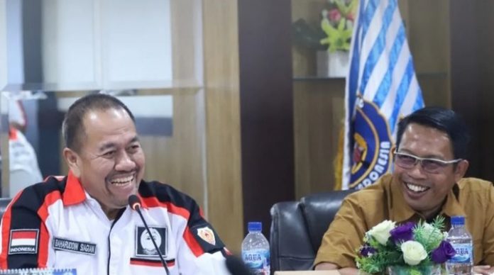 Ketua PDBI Sumut Baharuddin Siagian (kiri) dan Wakil Ketua PDBI Apri Sugiarto.(HO/kaldera)