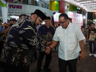 Plt Walikota Medan Aulia Rachman membuka Expo Forum Kerukunan Umat Beragama (FKUB) Kota Medan 2024 di Haaman Yuki Simpang Raya, Jalan Sisingamangaraja Medan, kemarin malam.