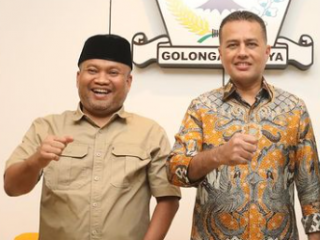 Sekretaris DPD Partai Gerindra Sugiat Santoso (Kiri) dan Ketua DPD Partai Golkar Sumut Musa Rajekshah (kanan) akan dilantik sebagai anggota DPR RI periode 2024-2029, Selasa (1/10/2024)