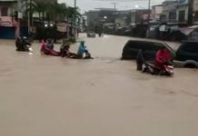 Banjir di kawasan Kampung Lalang