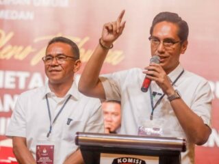 Rico Waas dan Zakiyuddin Harahap