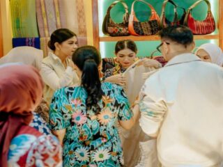 The Jakarta International Handicraft Trade Fair (Inacraft) 2025 resmi dibuka di Jakarta Convention Center (JCC), Rabu (5/2/2025).