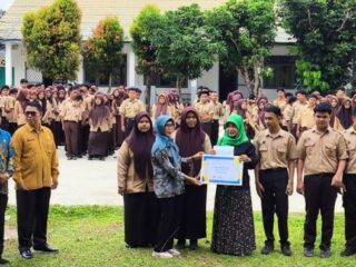 JUARA - Direktur BITRA Indonesia, Rusdiana Adi mewakili kolaborasi nasional program RYCAM, untuk implementasi gagasan yang telah dimenangkan.(HO/kaldera)