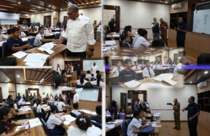 Dewan Komisaris PT Indonesia Asahan Aluminium (INALUM) Martuani Sormin dan Hari Soebagijo melakukan kunjungan kerja dan peninjauan di lokasi kegiatan Bimbingan Belajar program TJSL/CSR PT INALUM yang dilaksanakan di ruang training kantor PT INALUM Paritohan pada Selasa, (4/2/2025).
