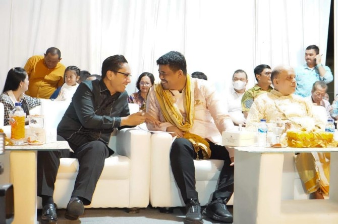 Thaipusam Medan Street Festival 2025 yang digelar Pemko Medan bekerja sama Parisada Hindu Dharma Indonesia (PHDI) Medan, Selasa (11/2/2025) malam di depan Kuil Sree Soepramaniem Nagarattar,Jalan Kejaksaan berjalan meriah.