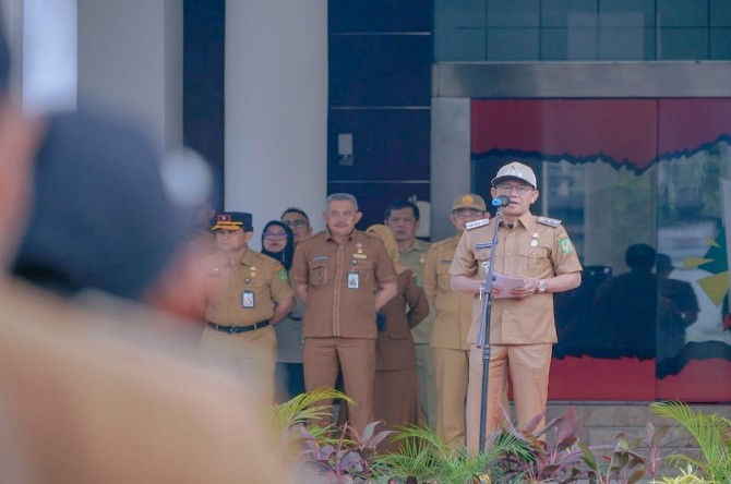 Apel perdana pasangan kepala daerah